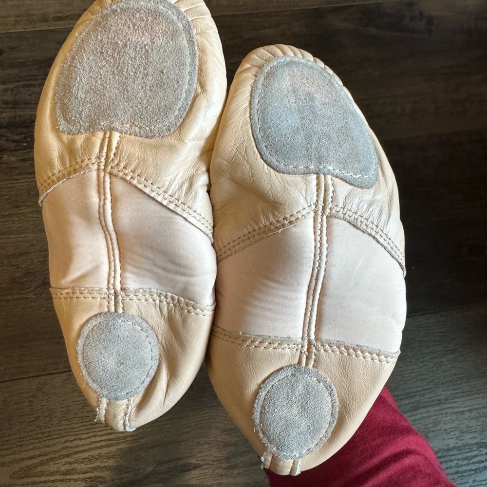 Revolution dancewear ballet slippers size 1-2 - Picture 4 of 6
